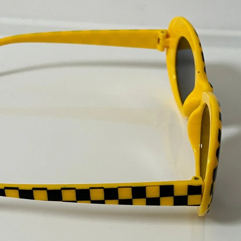 KIDS RACE CAR DRIVER SUNGLASSES WITH CHECKERED FLAGS 2 PAIRS